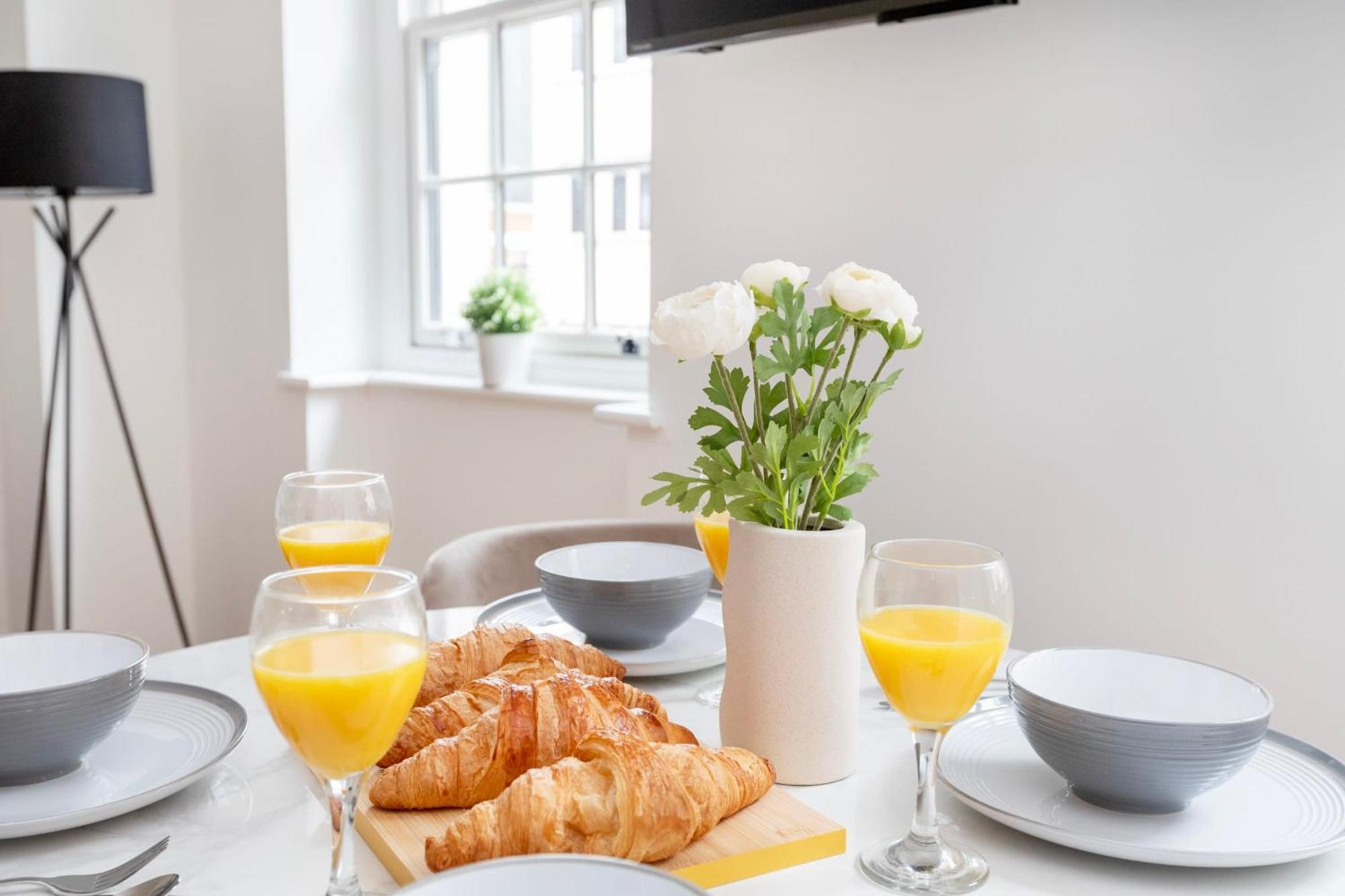 Fitzrovia With Balcony - Cityapartmentstay London Exterior photo