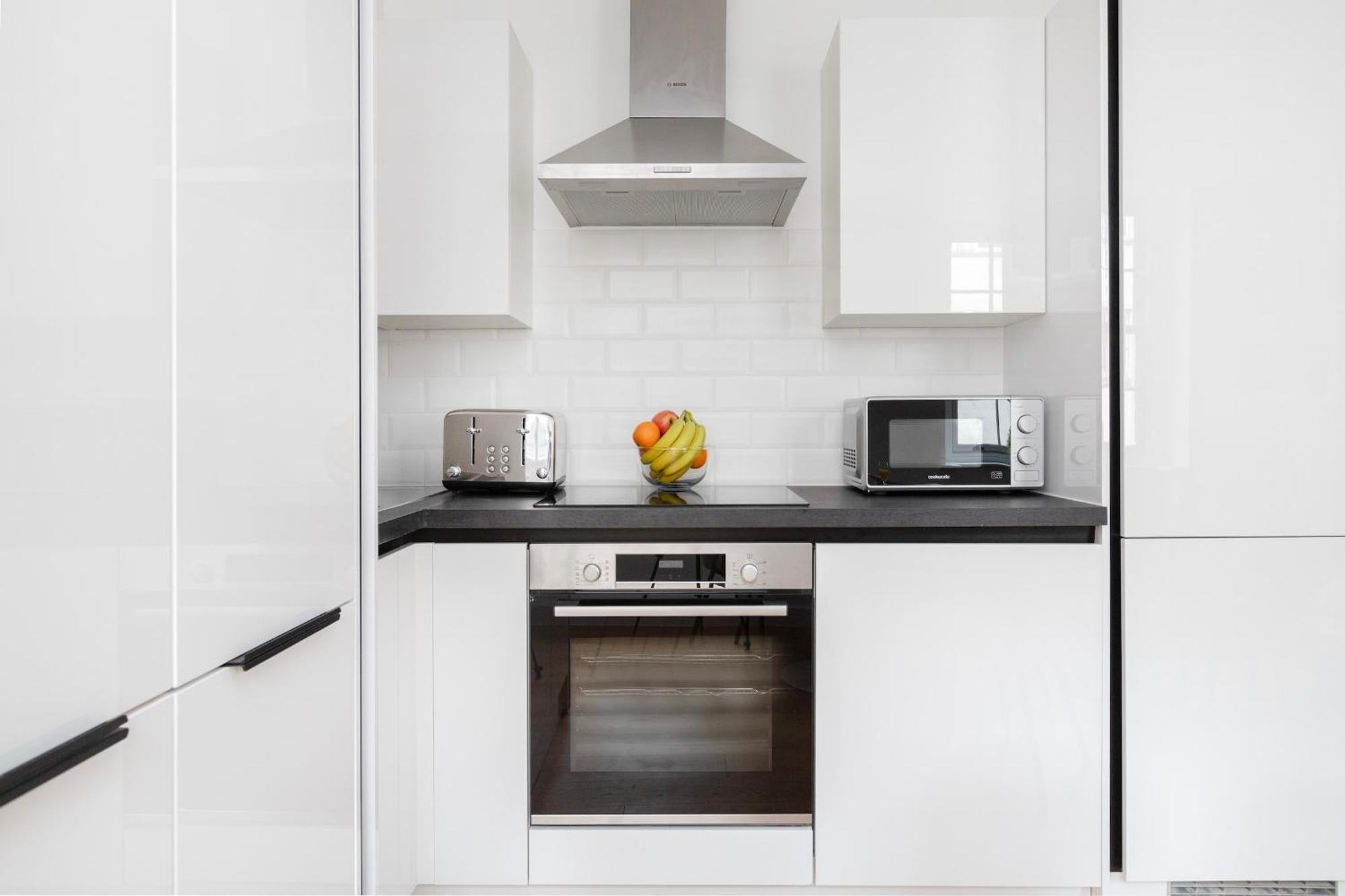 Fitzrovia With Balcony - Cityapartmentstay London Exterior photo